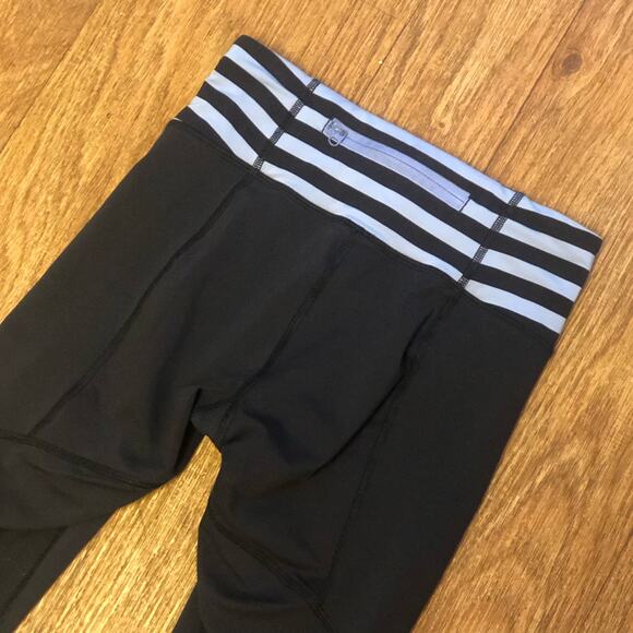 Lululemon Black Purple Stripe Run For Your Life Crop Capri Leggings Size 4 - Picture 10 of 14